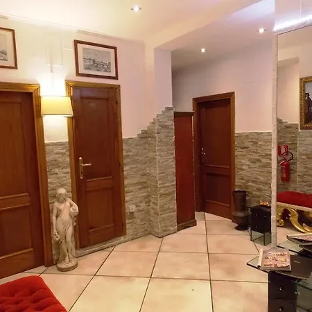 Camilla Guelfa فندق