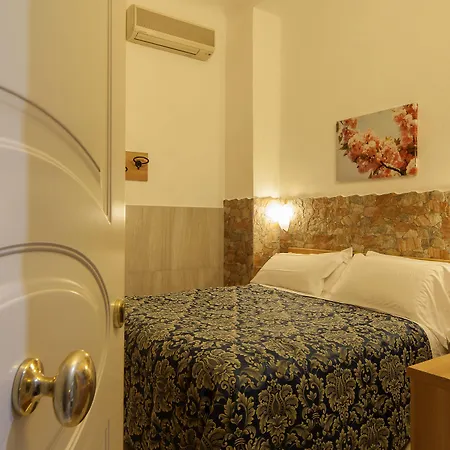 Hotel Camilla Guelfa