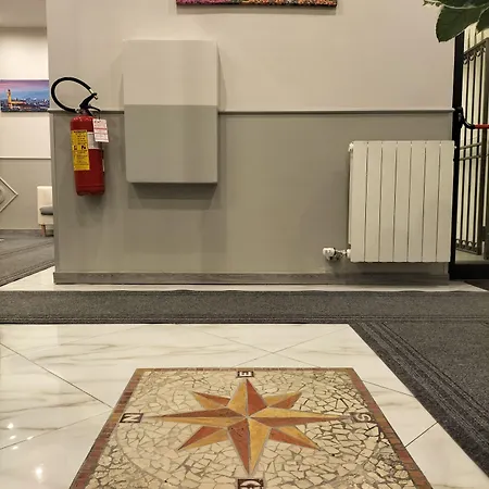 Camilla Guelfa Otel Floransa